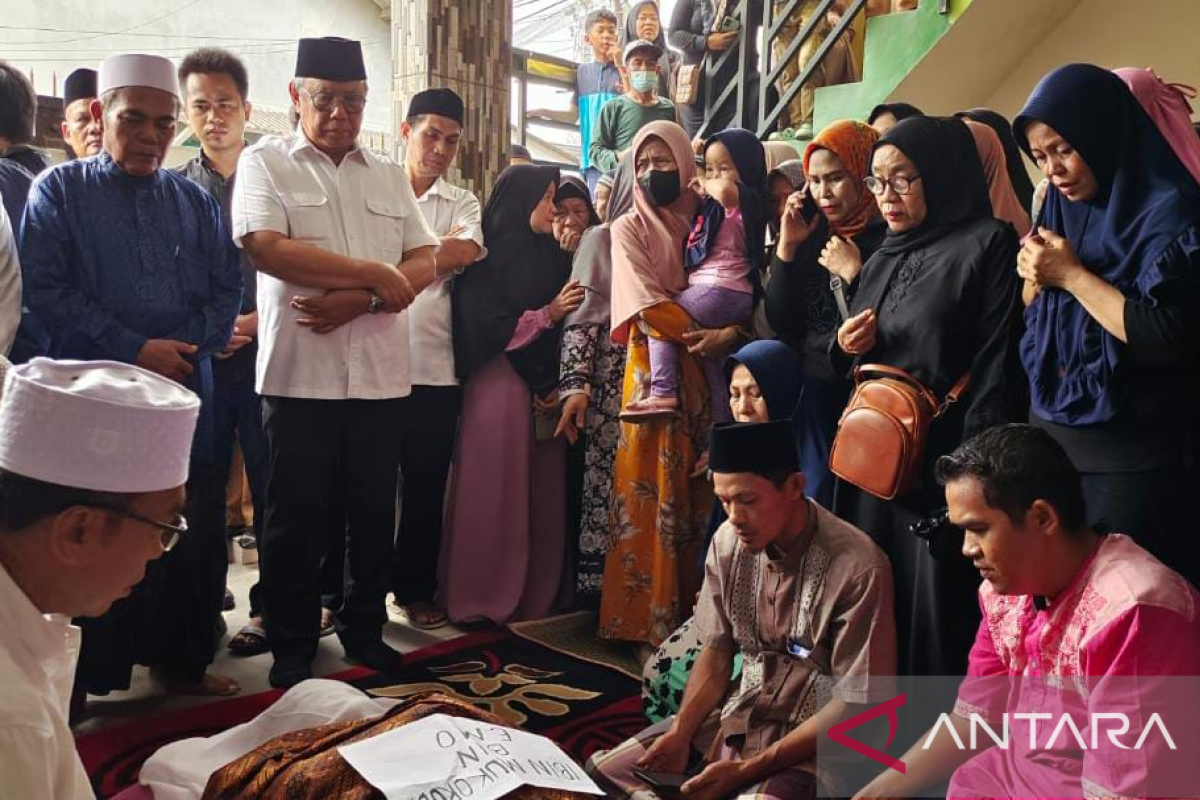 Warga Tangerang Selatan meninggal akibat bus terguling di Tegal bertambah