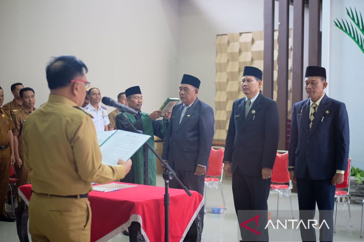 Perdana lantik tiga pejabat eselon II, Asmar : Bukan sekedar penempatan figur pejabat