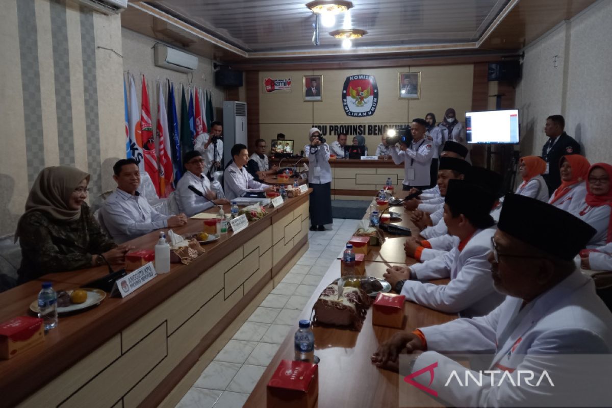 45 calon anggota legislatif Provinsi Bengkulu serahkan berkas pendaftaran