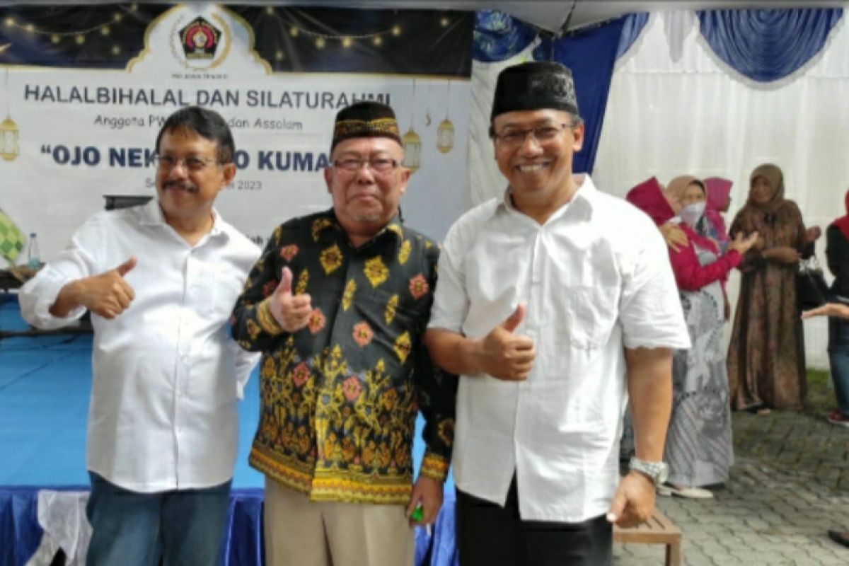 Tausyiah K.H. Supandi di PWI Jateng bikin hadirin terpingkal-pingkal