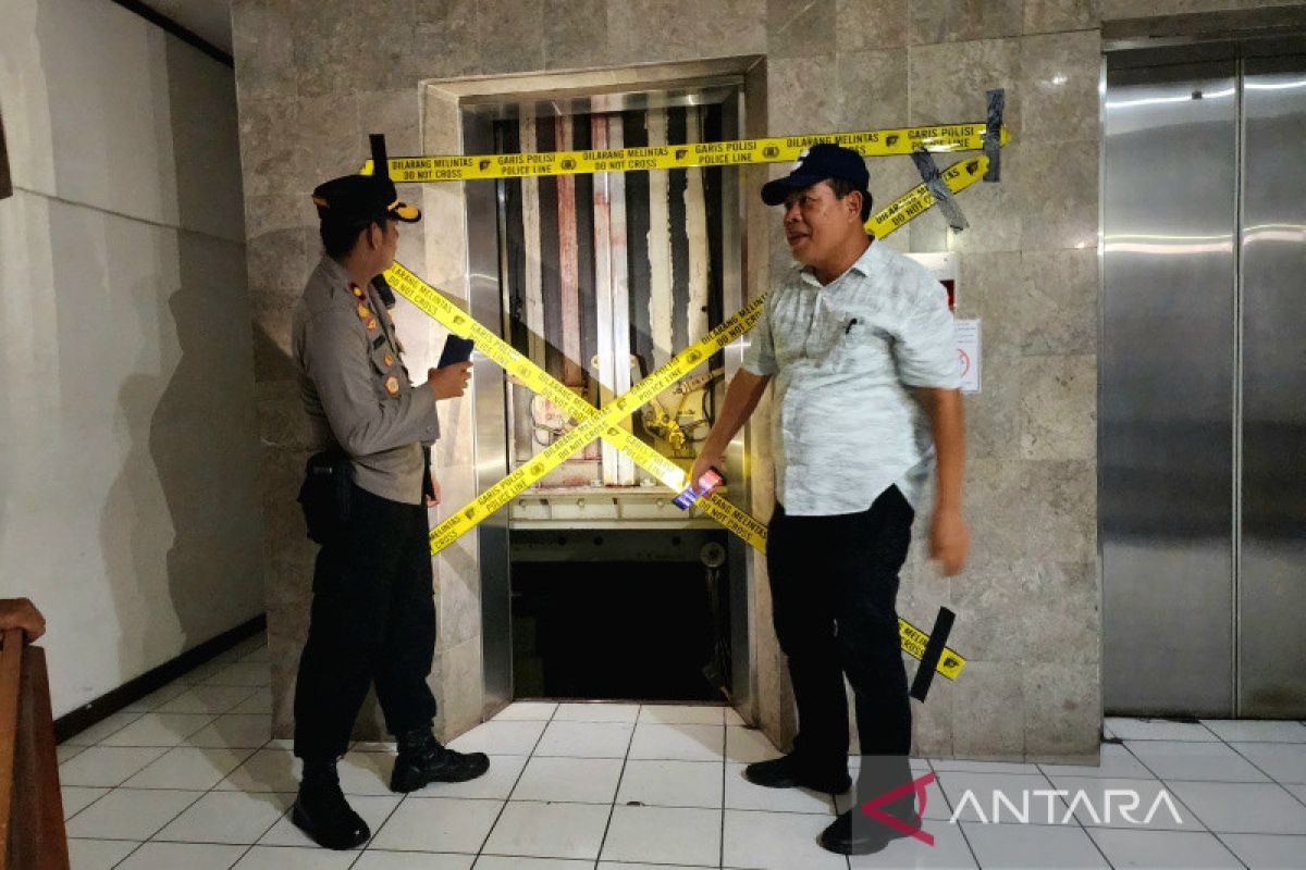Polisi selidiki teknisi tewas terjepit lift di Kantor Gubernur Jateng