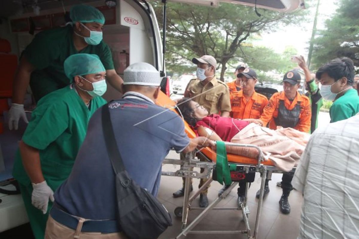 Pemkot Tangsel tanggung seluruh biaya rumah sakit korban kecelakaan bus terguling di Tegal