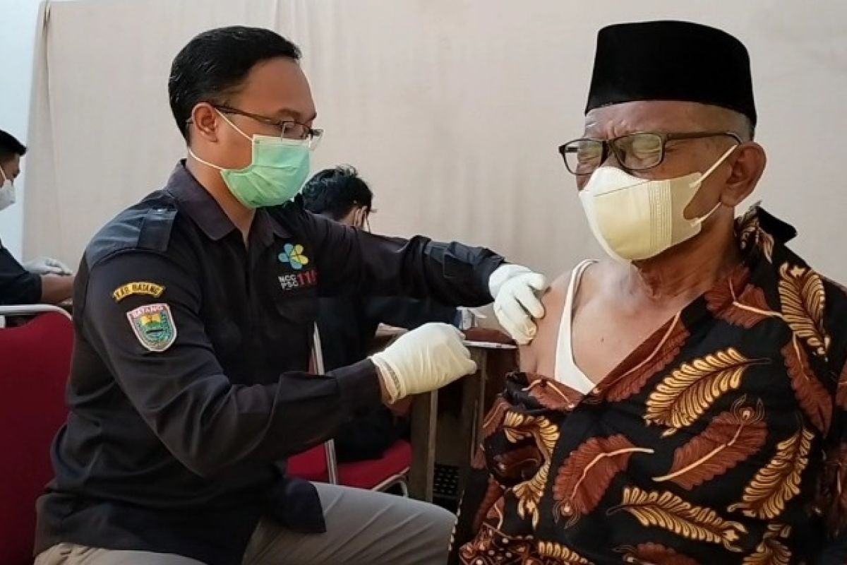 Pemkab Batang layani vaksin meningitis untuk 715 calon haji