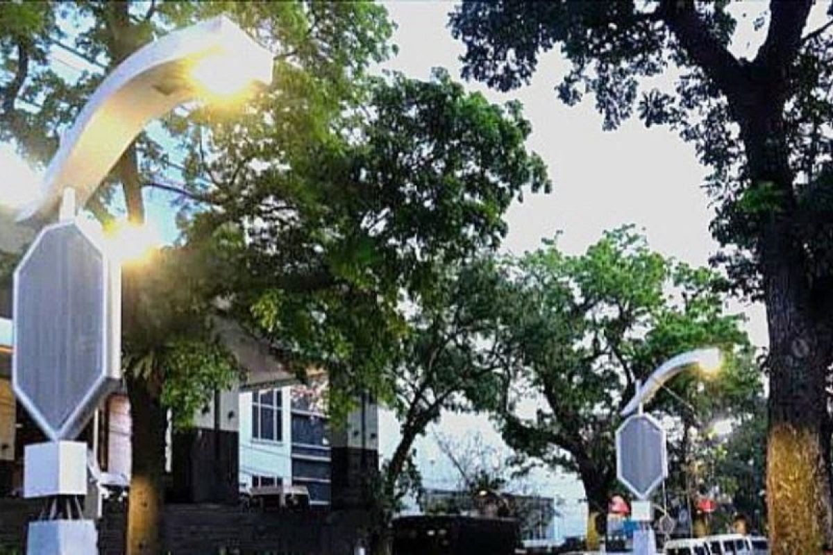 Wali Kota Bobby nilai lampu "pocong" di Medan sebagai proyek gagal