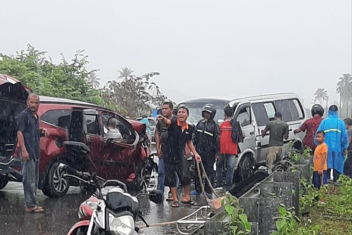 Polisi selidiki penyebab kecelakaan maut renggut enam nyawa di Aceh Jaya