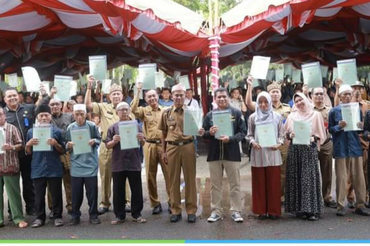 Bupati Tala: Untuk PTSL masyarakat cukup keluarkan maksimal Rp200 Ribu