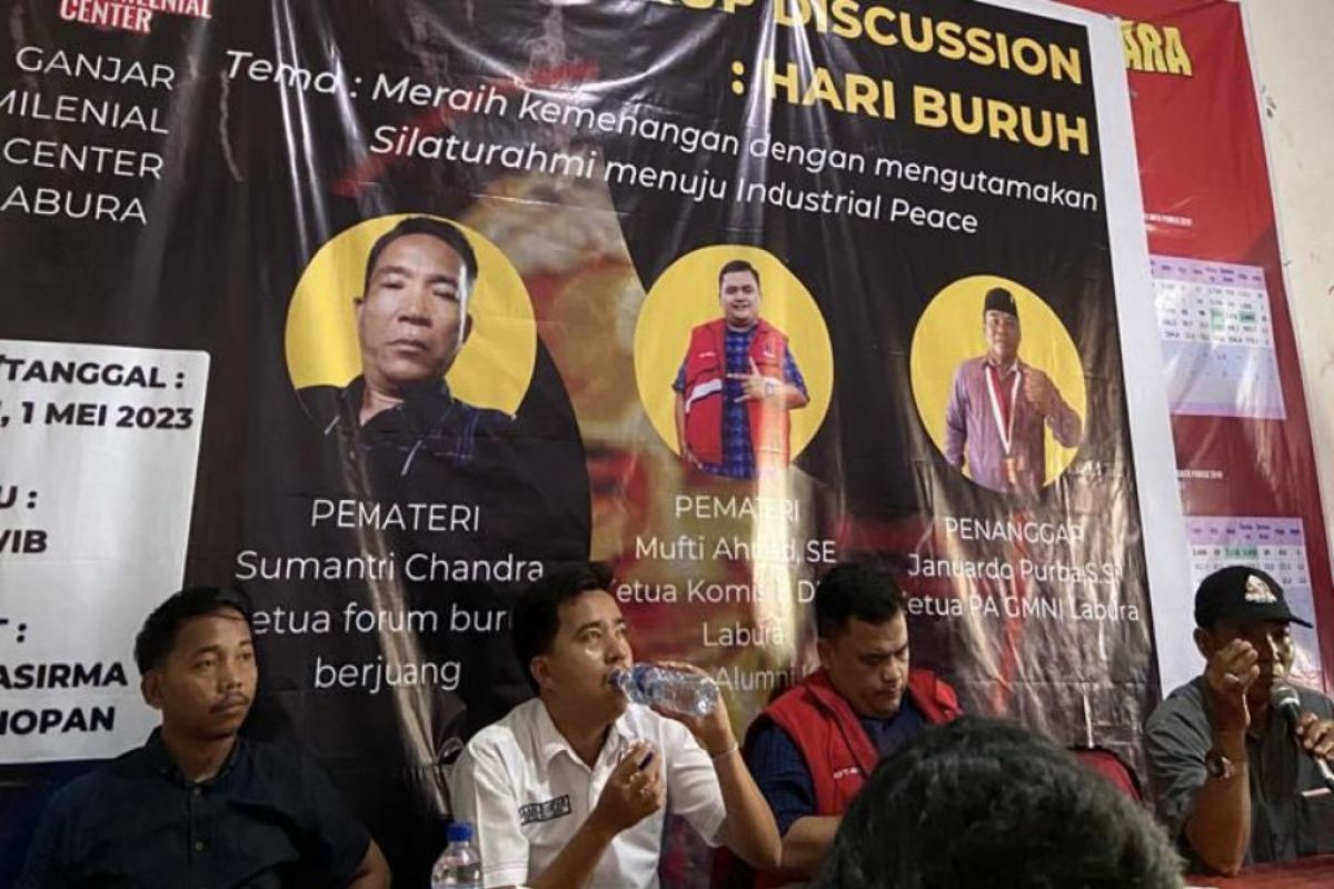 Ganjar Milenial adakan forum diskusi bareng komunitas buruh di Labura