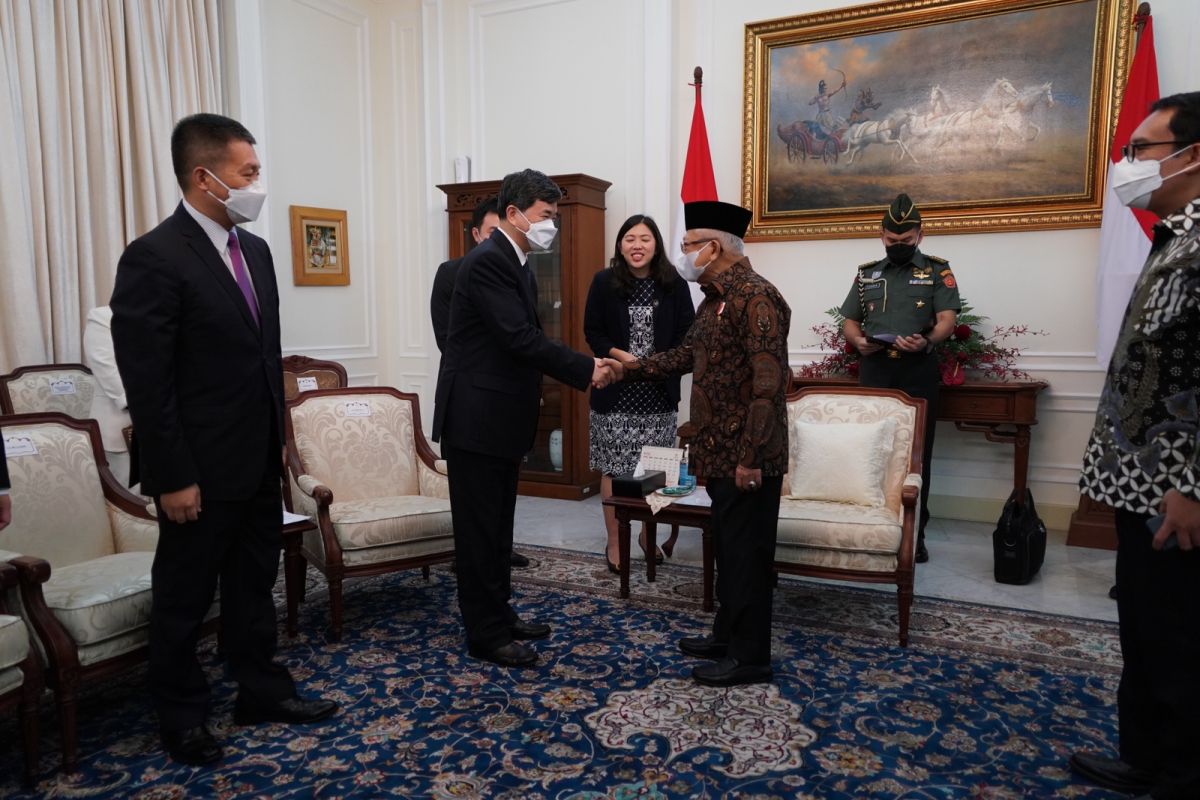 Amin receives visit from Fujian China Communist Party secretary