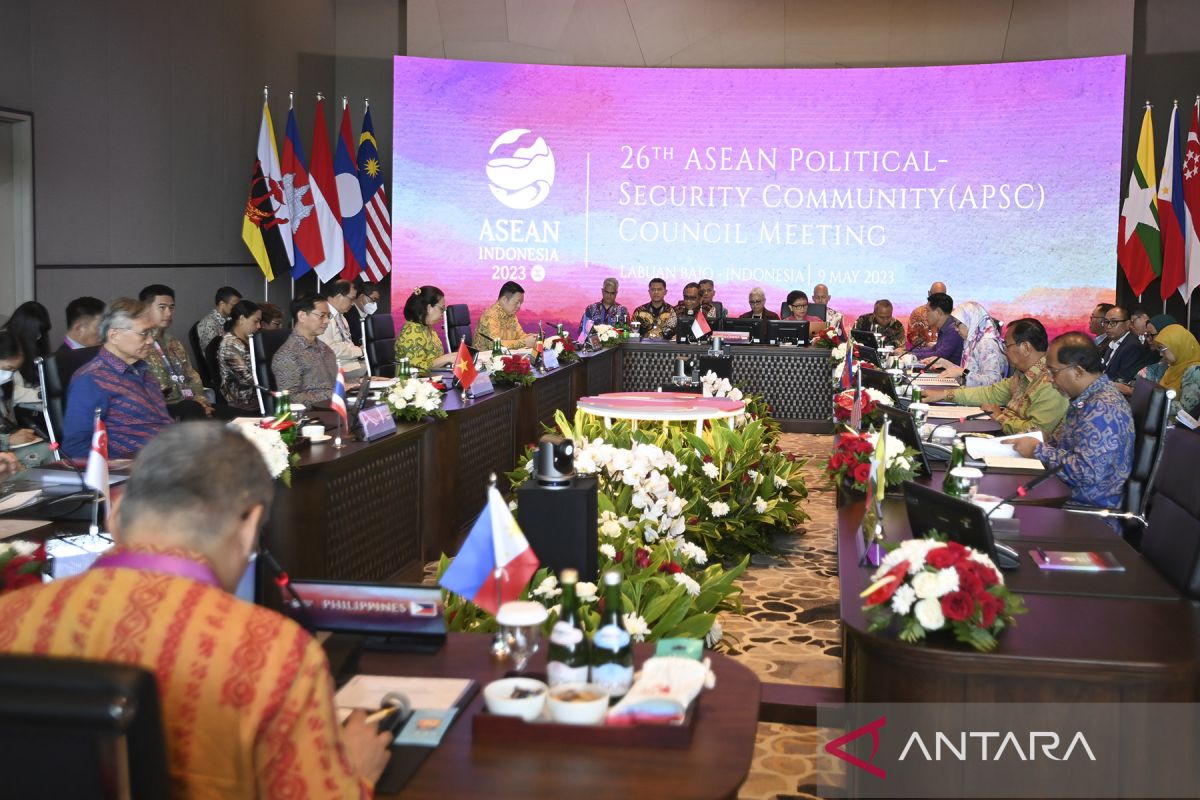 Menteri luar negeri ASEAN bahas upaya cegah perdagangan orang