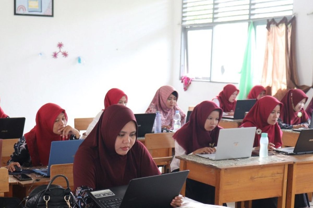 382 guru PAI HSS ikuti ujian pemetaan kompetensi online