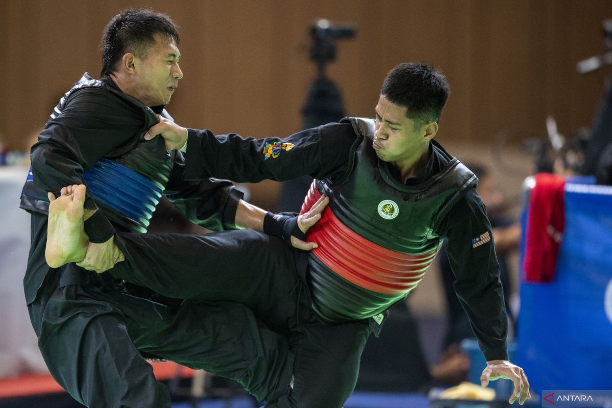 Foto - Pesilat Iqbal Chandra raih emas di Class F