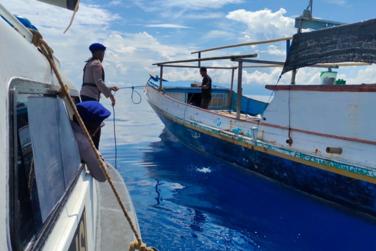 Ditpolairud Maluku intensif cek dokumen kapal antisipasi  pelanggaran