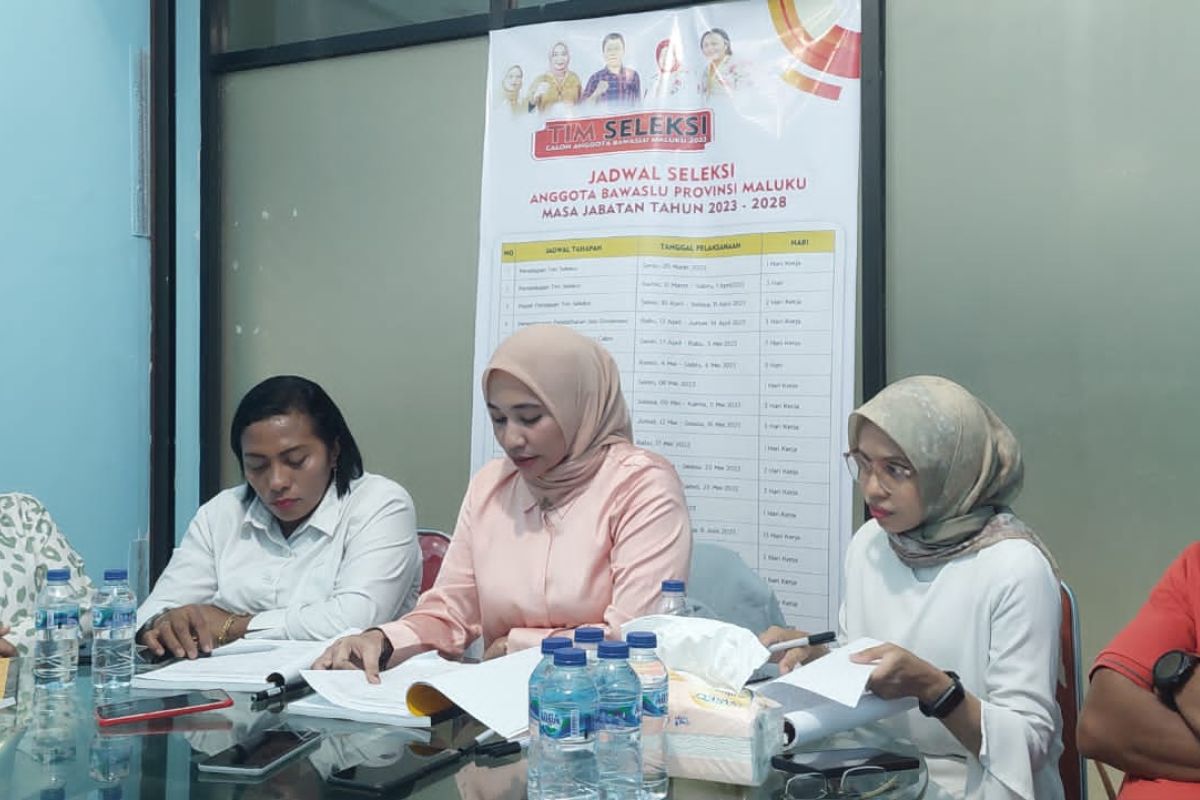 Bawaslu Maluku perpanjang pendaftaran calon anggota khusus  perempuan