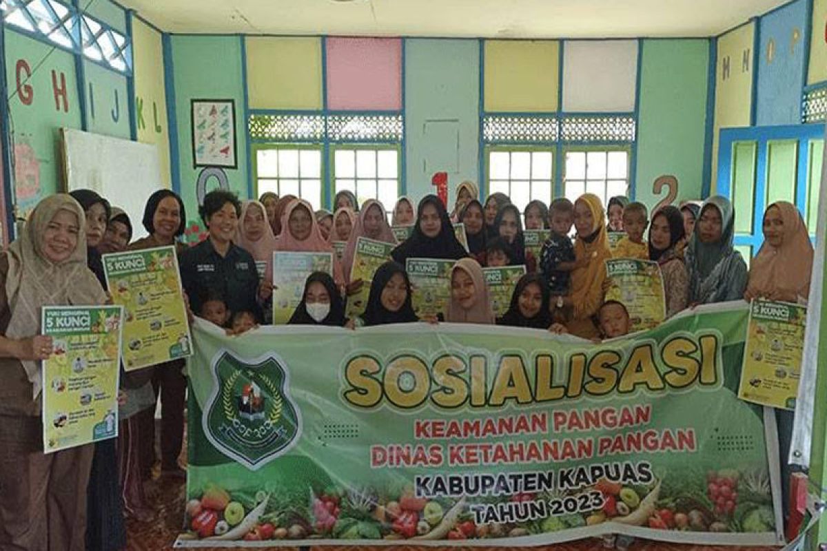 Kelompok tani wanita di Kapuas diberikan sosialisasi keamanan pangan