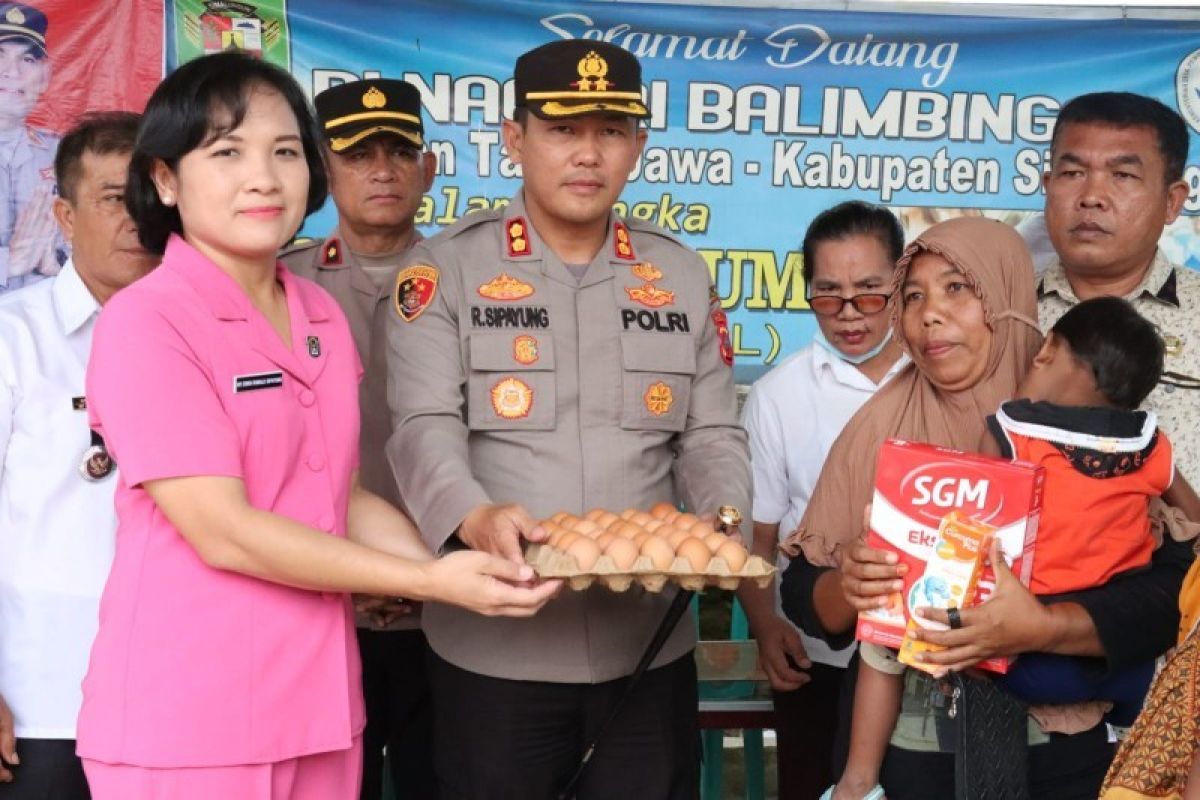 Polres Simalungun peduli cegah stunting, 110 anak asuh diberi makan tambahan