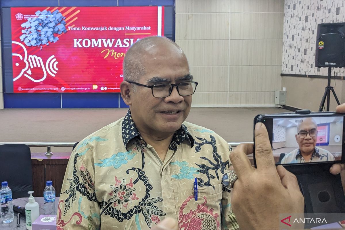 Komwasjak minta masyarakat berani melapor jika dirugikan oknum