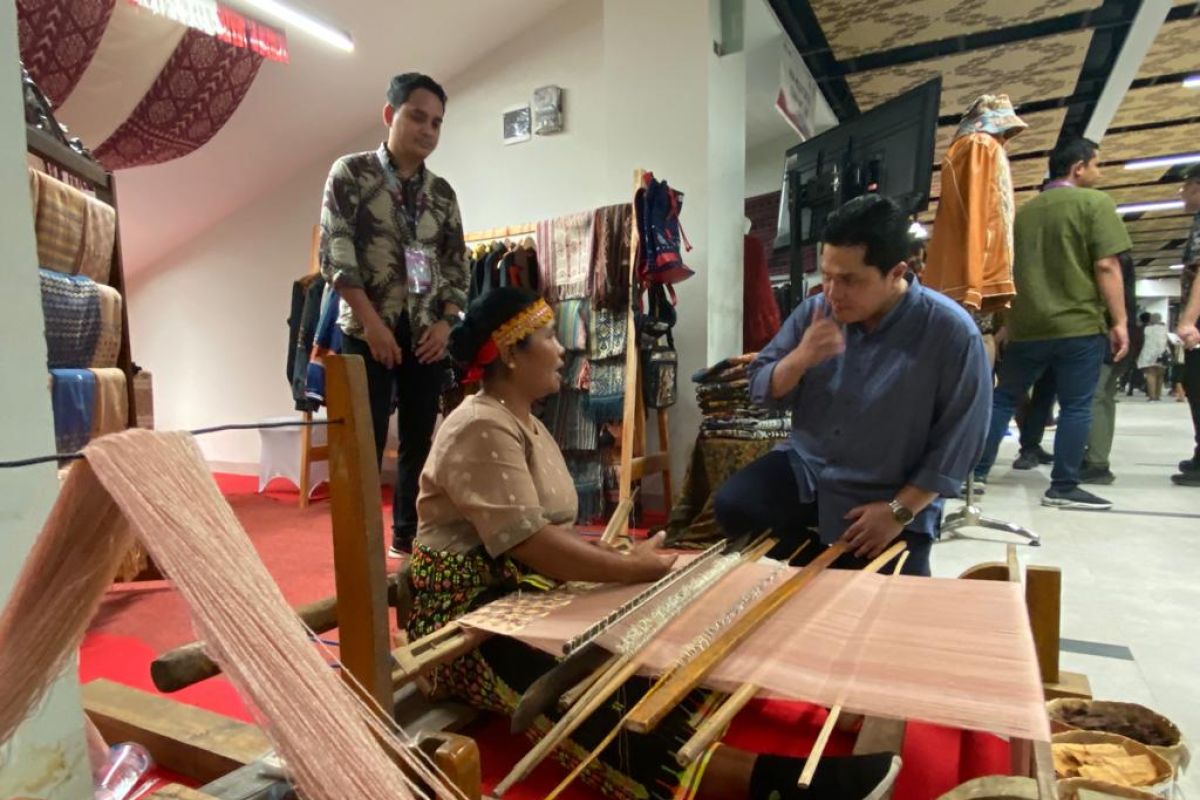 Minister introduces Indonesian MSMEs through SME's Hub