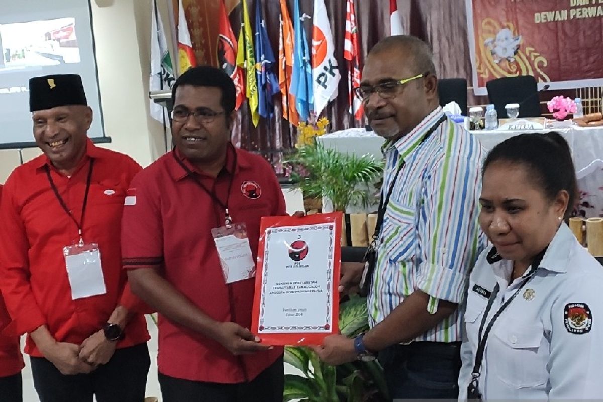 KPU Papua terima pendaftaran berkas bacaleg tiga parpol