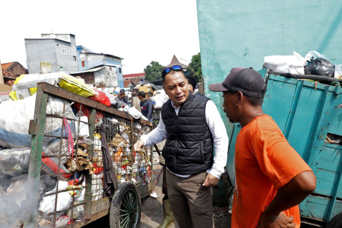 DLH Surabaya siapkan petugas pemantau volume sampah di TPS