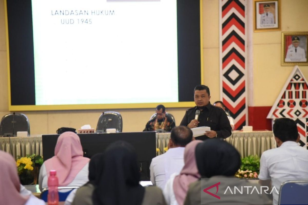 Bupati Tapsel: Utamakan Bahasa Indonesia tanpa melupakan bahasa daerah