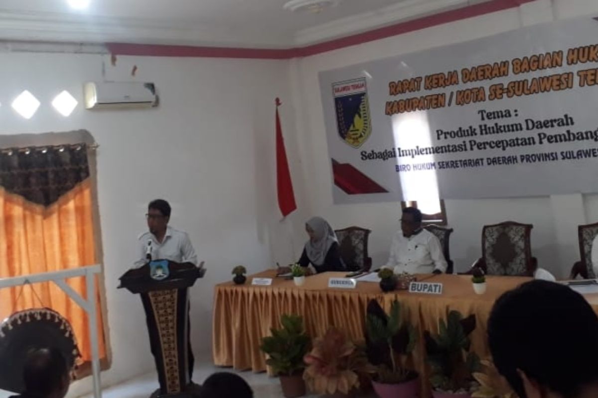 Pemkab Bangkep sambut kedatangan peserta Raker pembentukan produk hukum