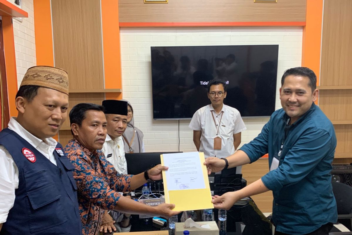 KPU Jambi terima berkas calon DPD M Syukur