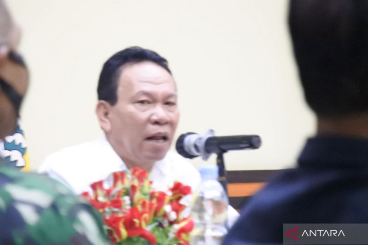 Bupati Masneno minta  petani optimalkan lahan produktif