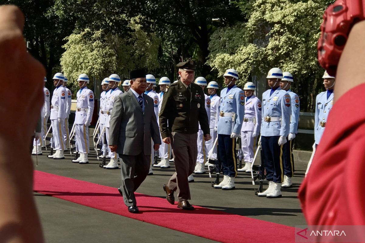 Indonesian cadets in US military academies a breakthrough: Subianto