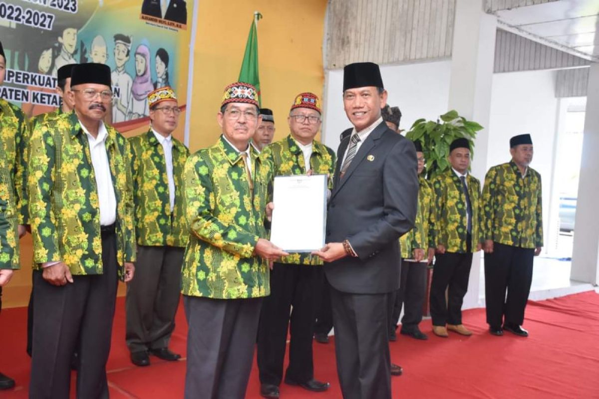 Wabup Ketapang kukuhkan kepengurusan FKUB periode 2022-2027