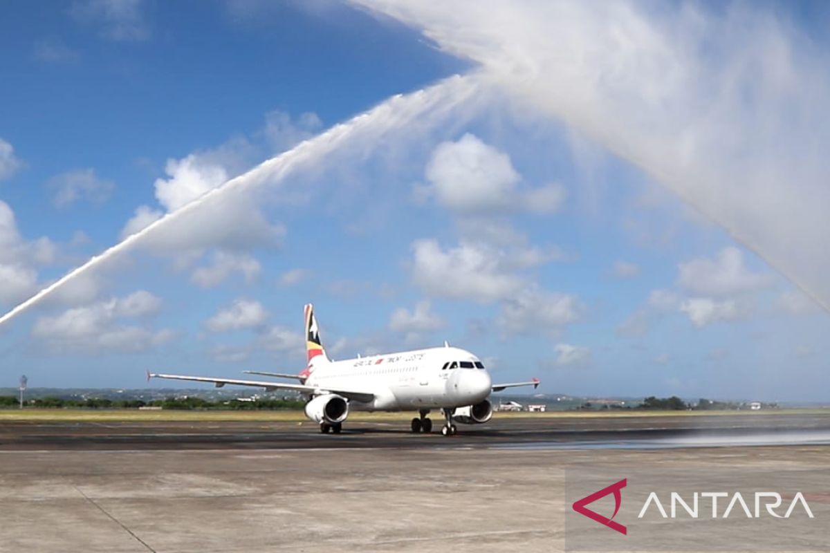 Maskapai Aero Dili terbang perdana di Bandara I Gusti Ngurah Rai