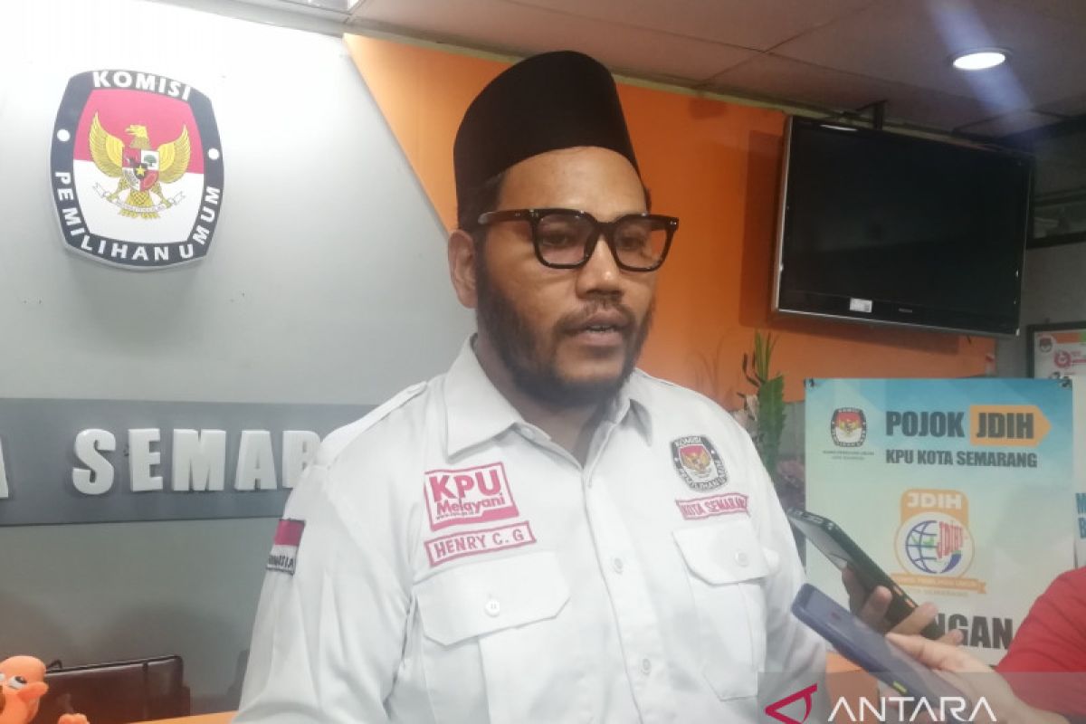 KPU Semarang terima pendaftaran 50 bacaleg PAN