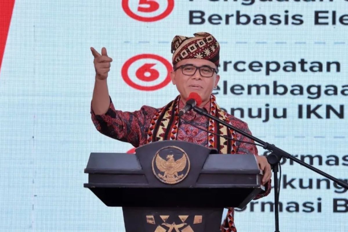 Menpan-RB resmikan dua mal pelayanan publik di Lampung