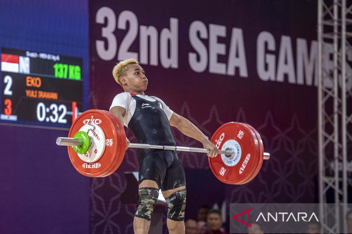 Lifter Ricko dan Eko Yuli mulai berburu medali di Asian Games Hangzhou