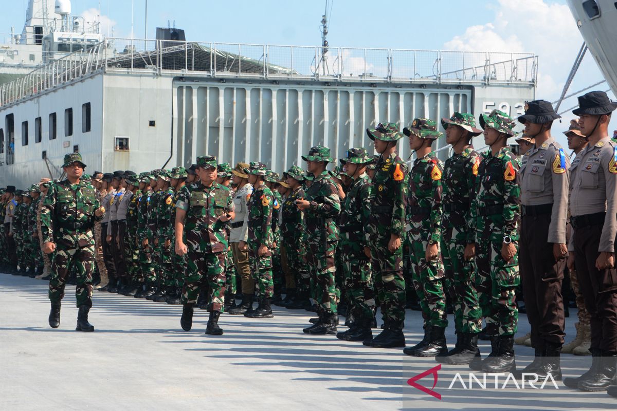 Peserta Latsitardanus XLIII rehabilitasi puluhan RTLH di Sumbar