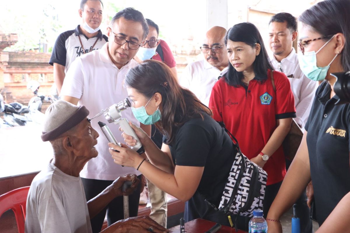 Wali Kota Denpasar minta masyarakat manfaatkan safari kesehatan