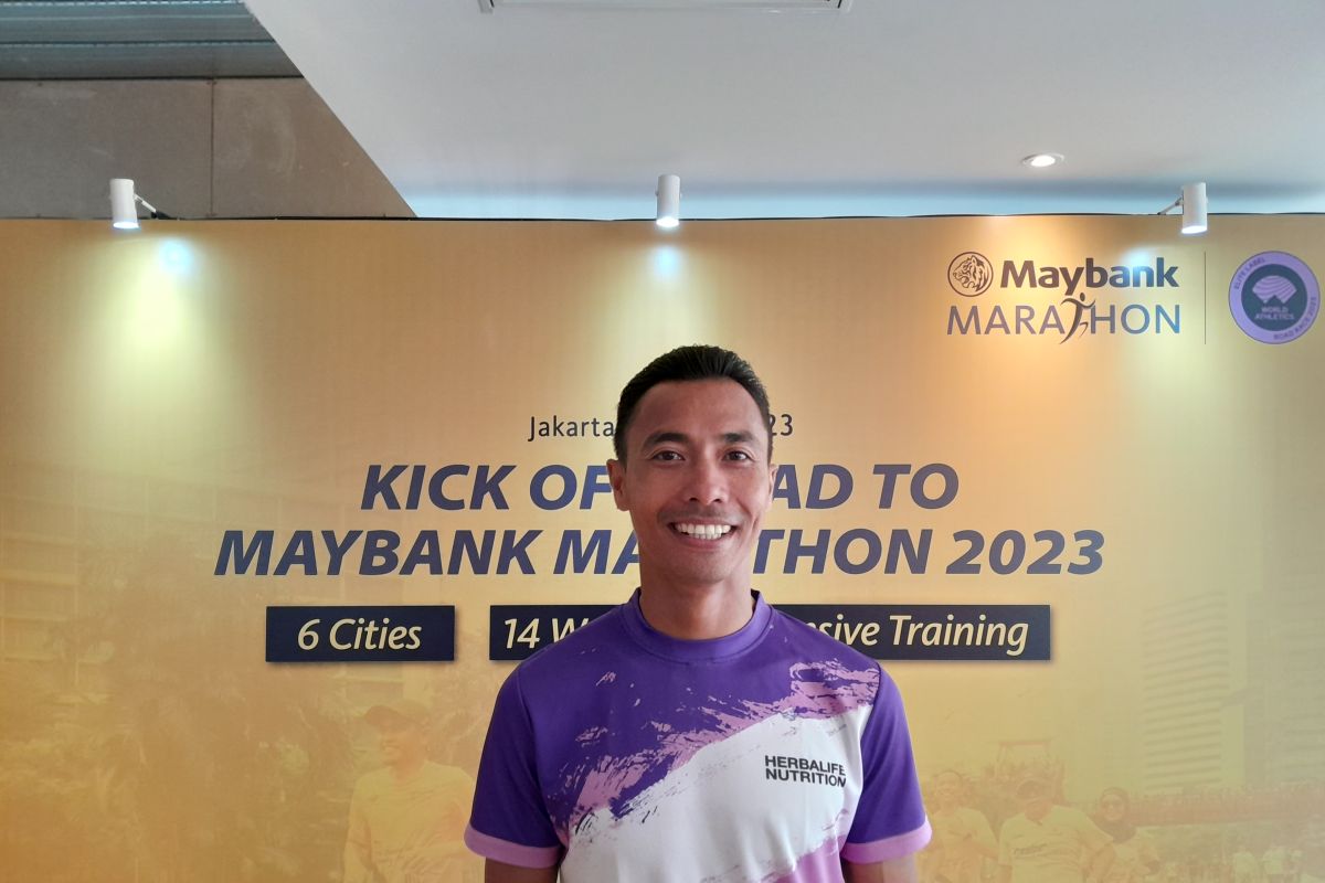 Atlet triathlon Jauhari Johan ramaikan acara Road to Maybank Marathon
