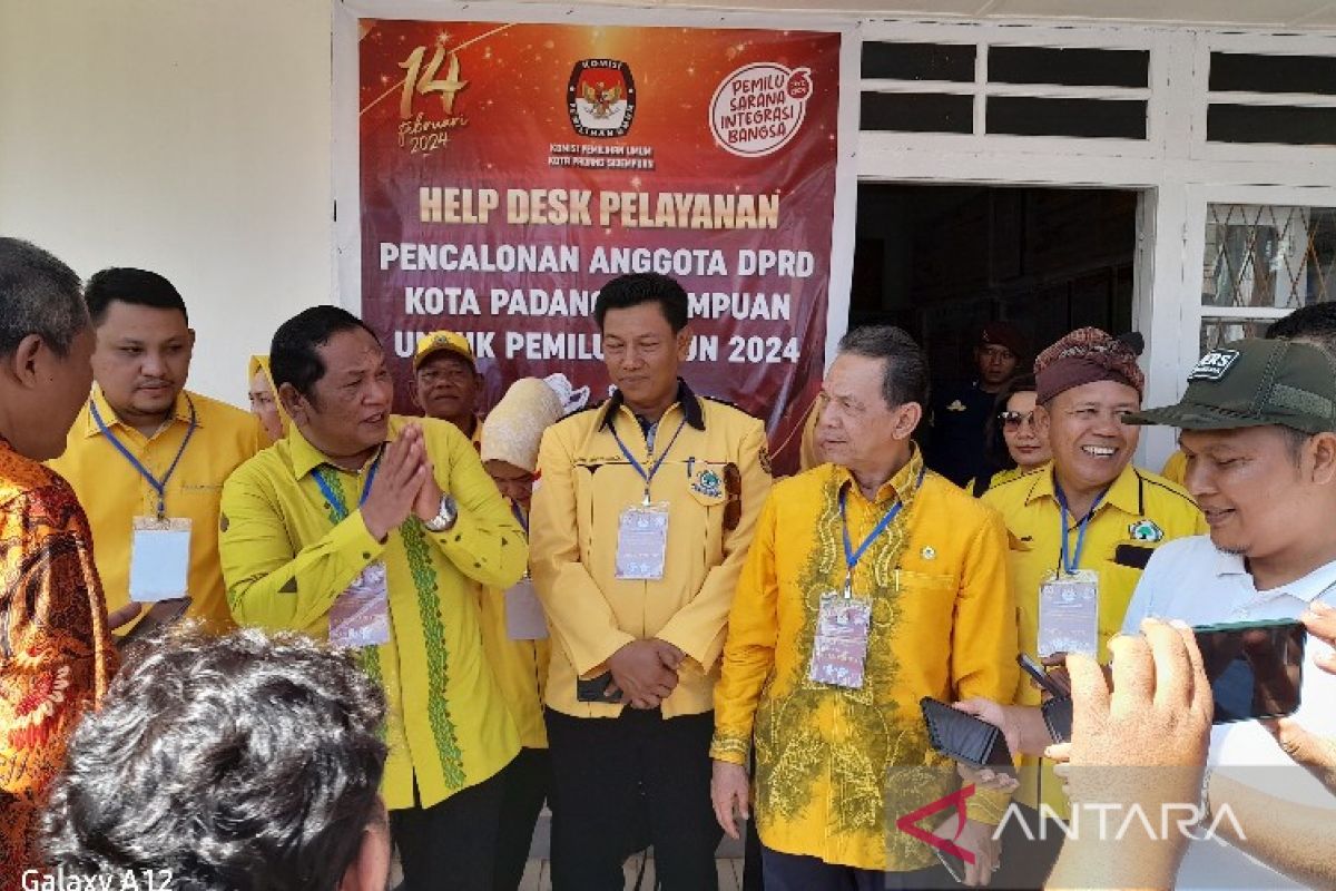 Partai Golkar daftarkan bacaleg ke KPU Kota Padang Sidempuan