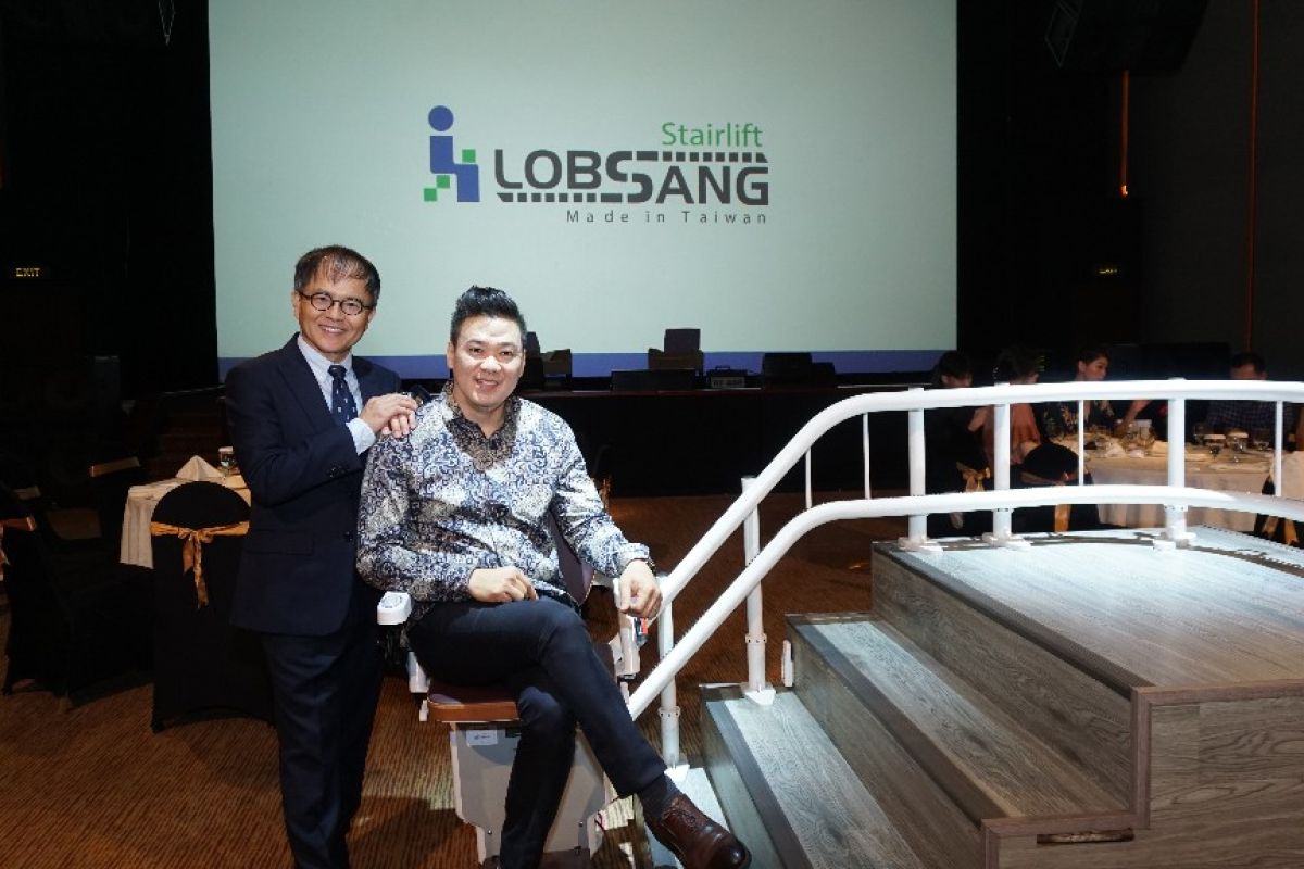 Produk kursi tangga asal Taiwan resmi diluncurkan di Surabaya