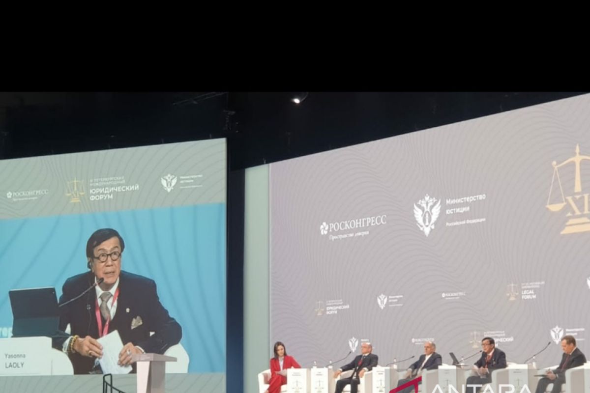 Menkumham Wakili Indonesia dalam panel Discussion International Legal Forum