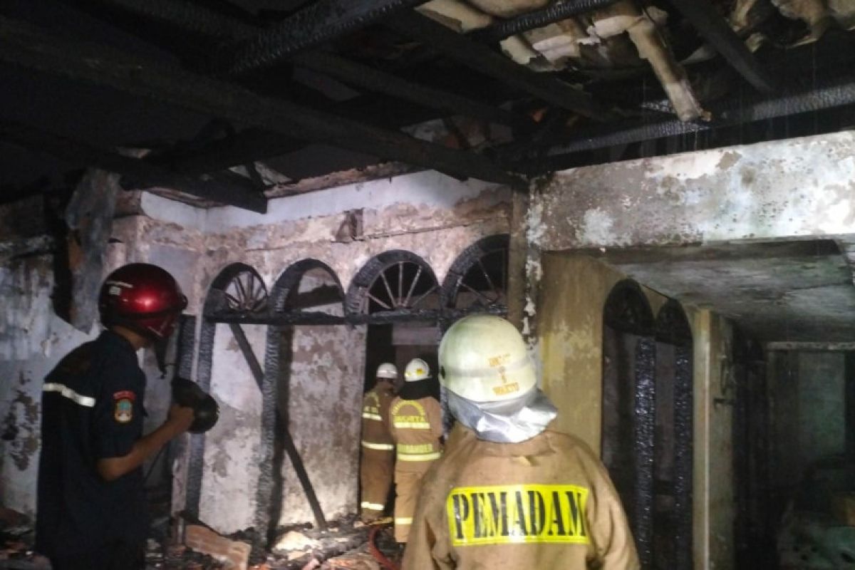 Kebakaran rumah tinggal di Kebayoran Lama akibatkan dua meninggal