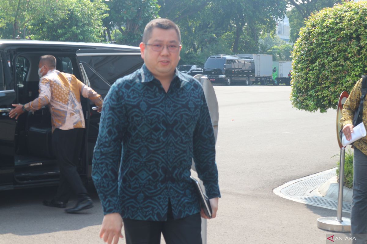 Hary Tanoe mendatangi Istana bertemu Presiden Jokowi