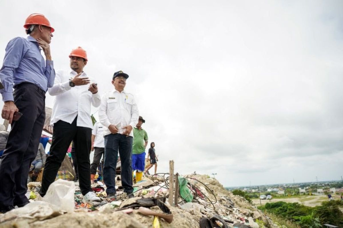 Legislator ajak warga Kota Medan pilah sampah dari rumah