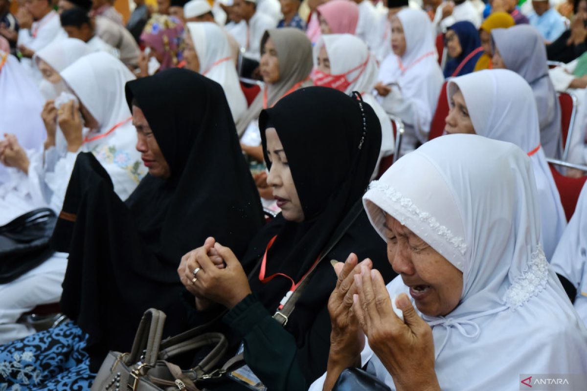 Antrean haji di Kubu Raya capai 8.000 orang