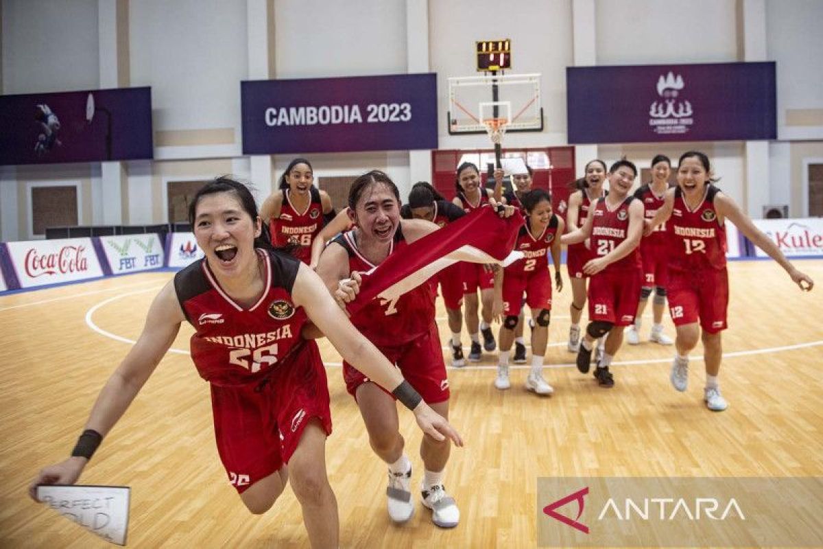 Timnas basket putra putri Indonesia sama sama naik peringkat FIBA ANTARA News Banten