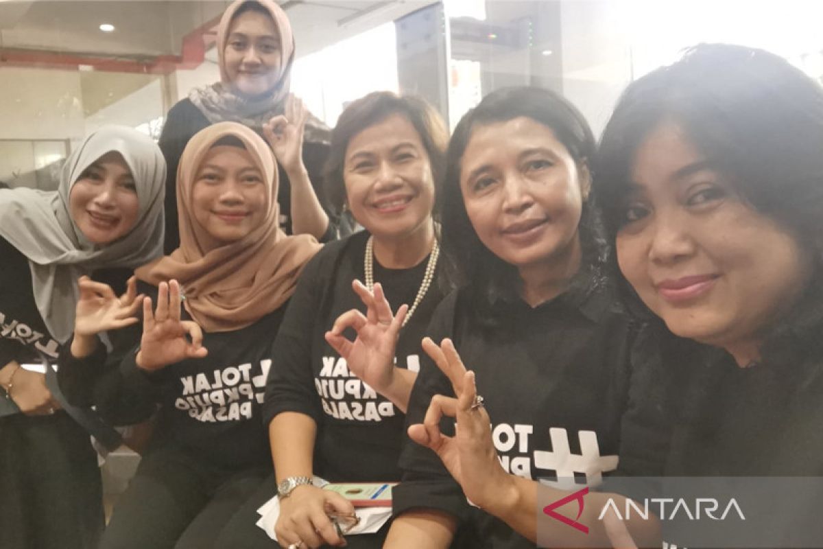 Emak-emak langsung bertindak ketika aturan hambat kuota perempuan