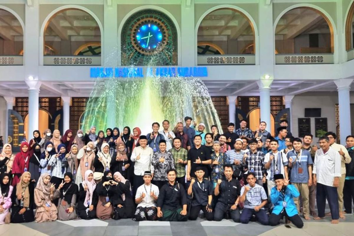 Masjid Al Akbar Surabaya gagas 