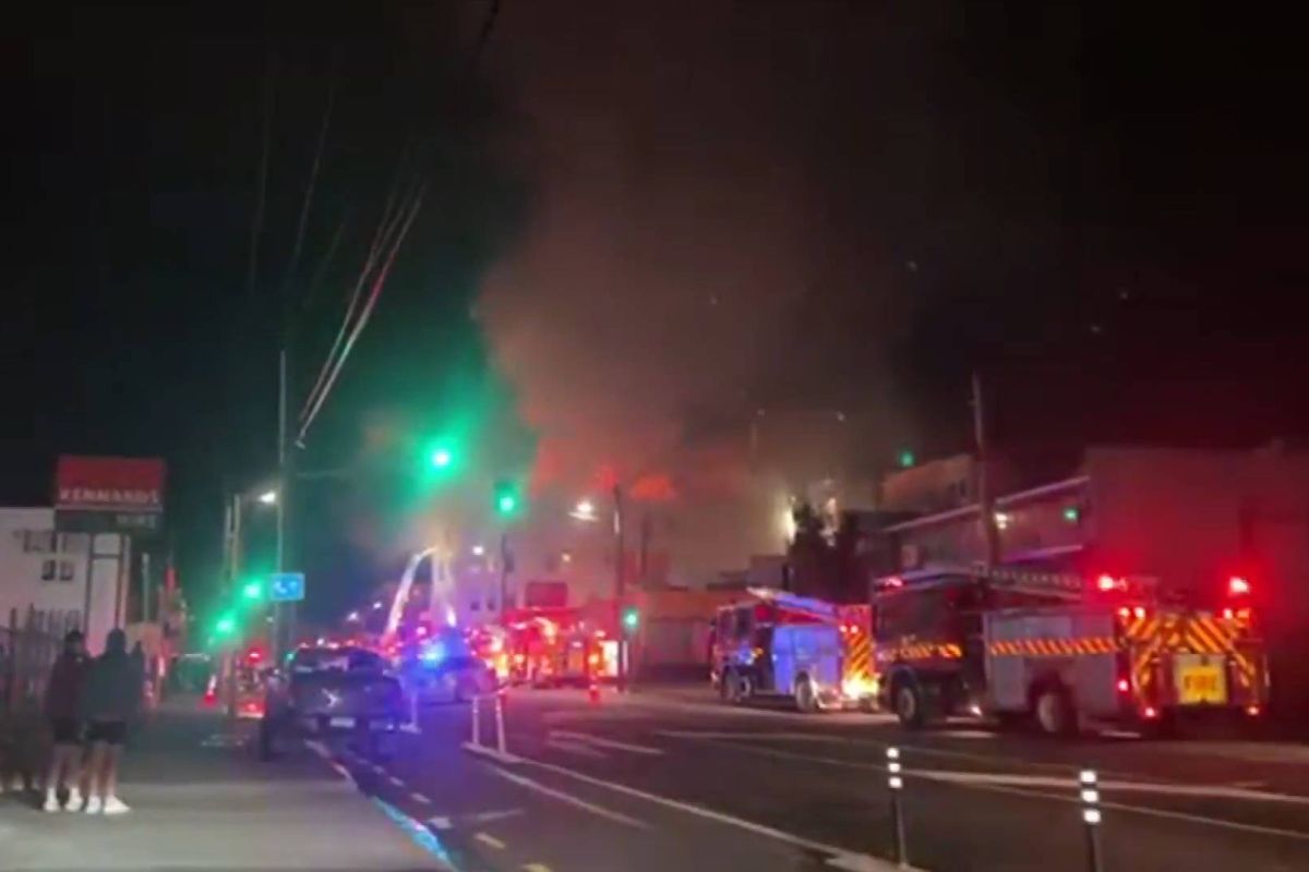 Enam orang tewas saat insiden kebakaran tengah malam di Wellington