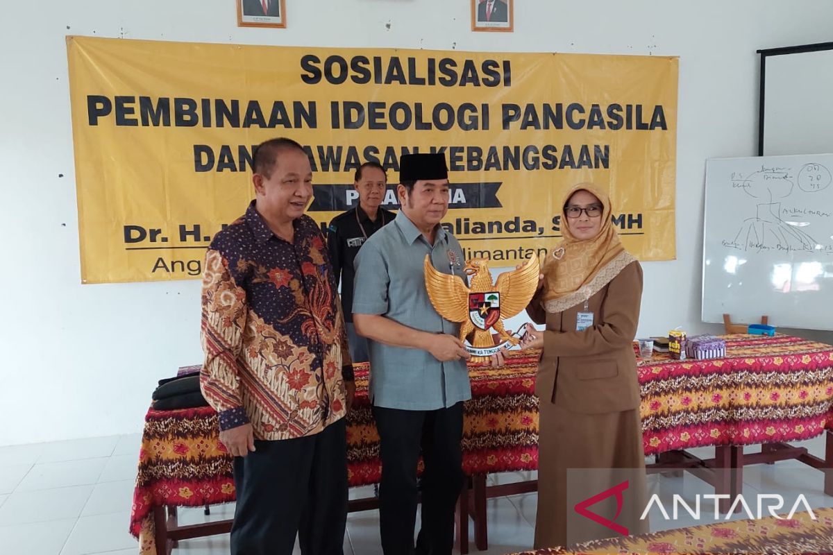 Anggota DPRD Kalsel Karlie : Pancasila perekat persatuan dan kesatuan bangsa di tengah keberagaman