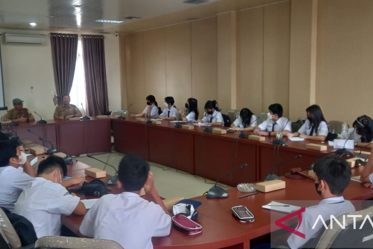 35 Siswa SMP Budi Mulia ikuti kegiatan P5 di DPRD Pangkalpinang