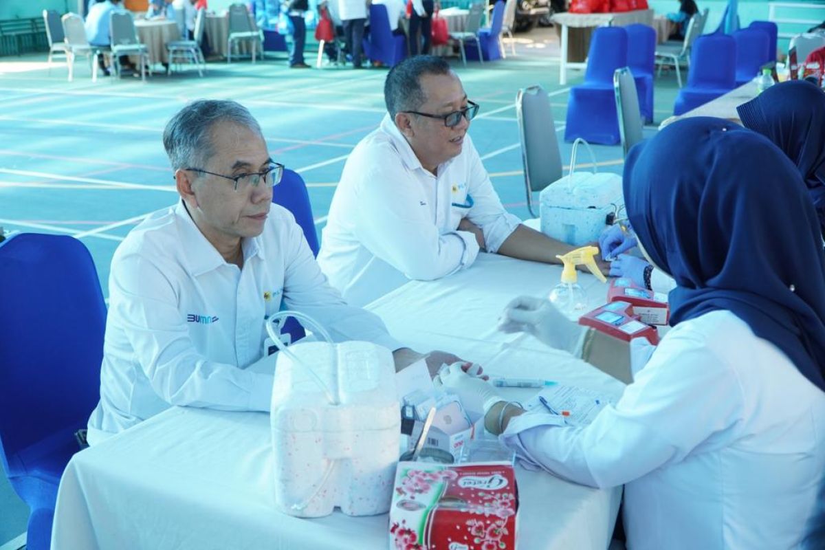 Tingkatkan kepedulian ke sesama, PLN UID Sumatera Barat kembali gelar bakti sosial donor darah